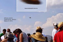 Mexiko, UFO nad pyramidou slunce